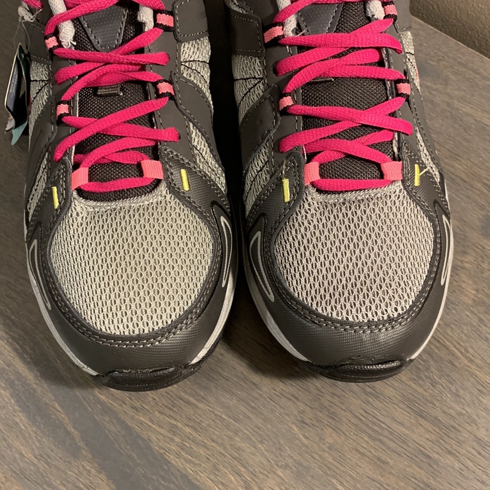 Avia Athletic Sport Sneaker / NWT - Picture 3 of 16